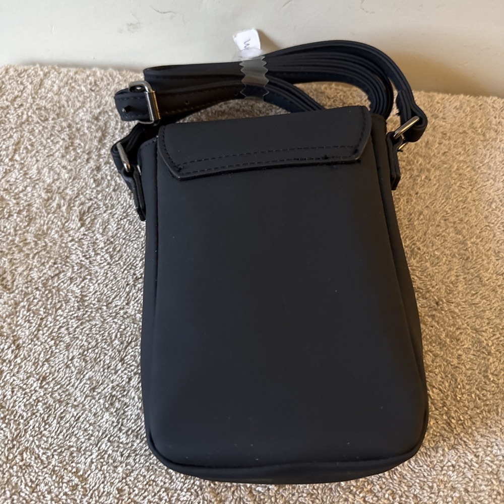 Primark Disney Wednesday Faux Leather Cell Phone Crossbody Bag Purse NWT 7x4.5in - Picture 6 of 8